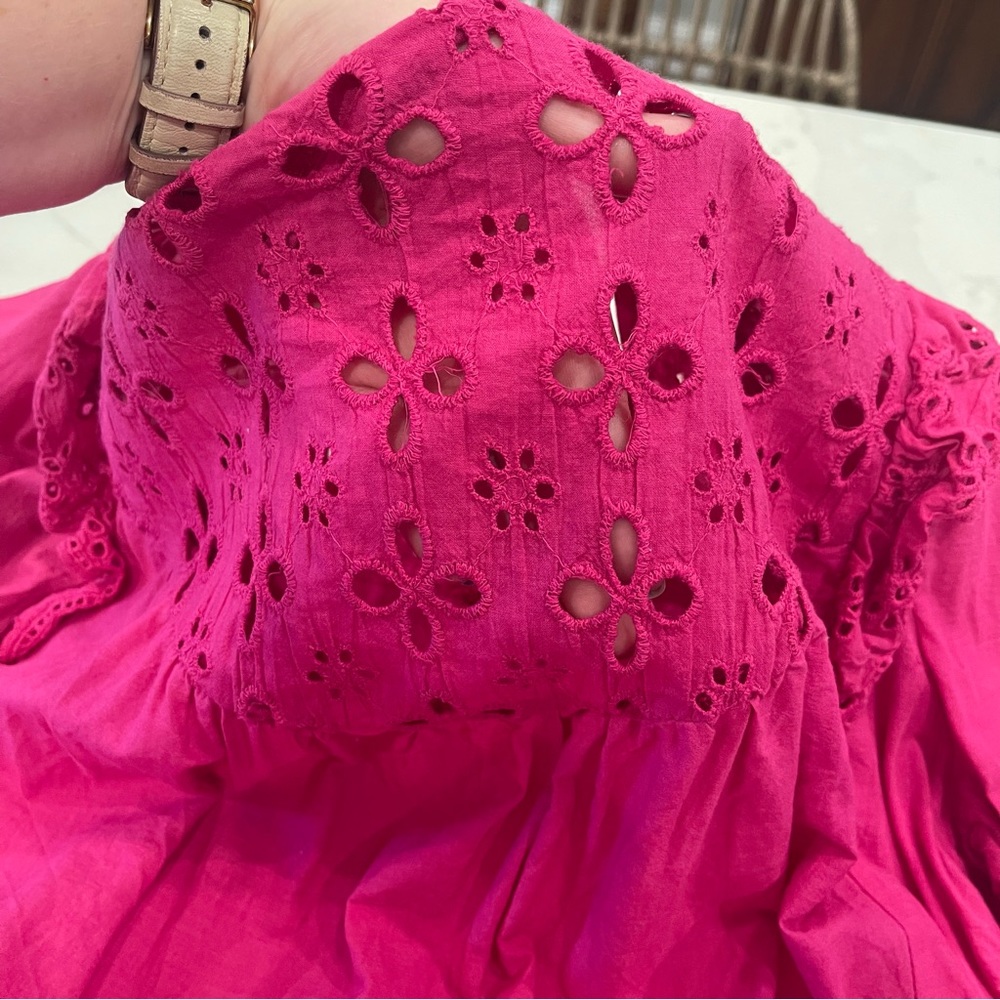 NWOT Jennifer & Grace hot pink eyelet long sleeve blouse - Picture 14 of 16